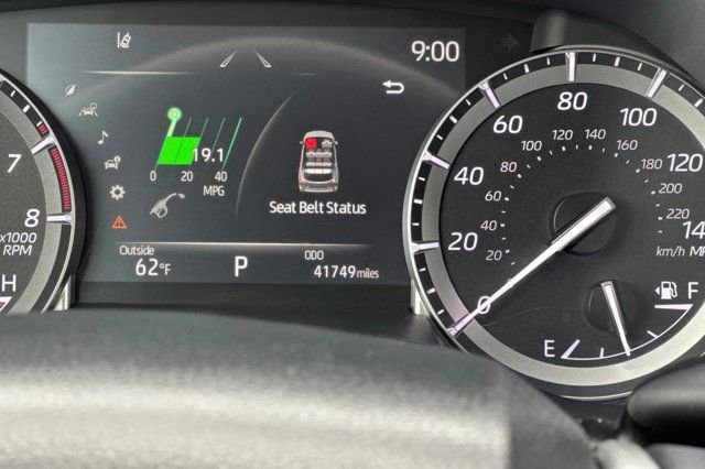 Used 2022 Toyota Highlander XLE image 29