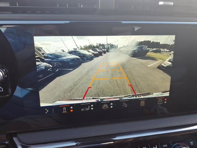 Used 2024 GMC Sierra 1500 AT4 w/ Technology Package AWD/4WD image 19