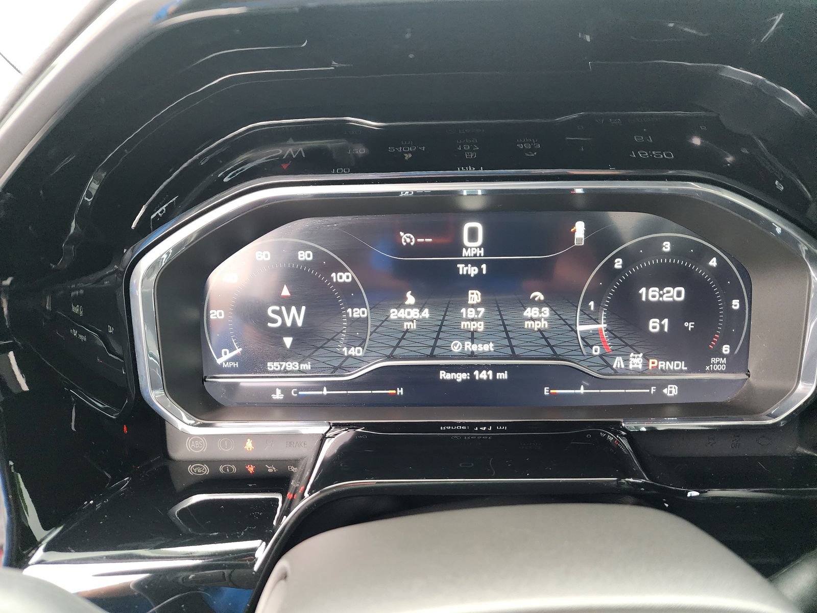 Used 2025 GMC Sierra 1500 SLT AWD/4WD image 18