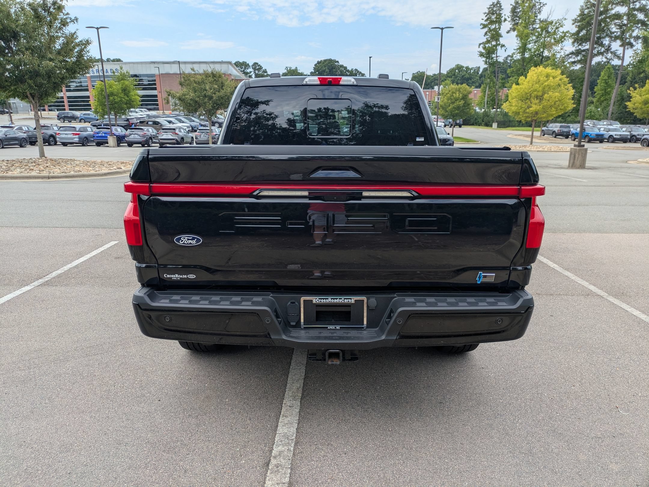 Certified 2025 Ford F150 Lightning Lariat w/ Max Trailer Tow Package AWD/4WD image 5
