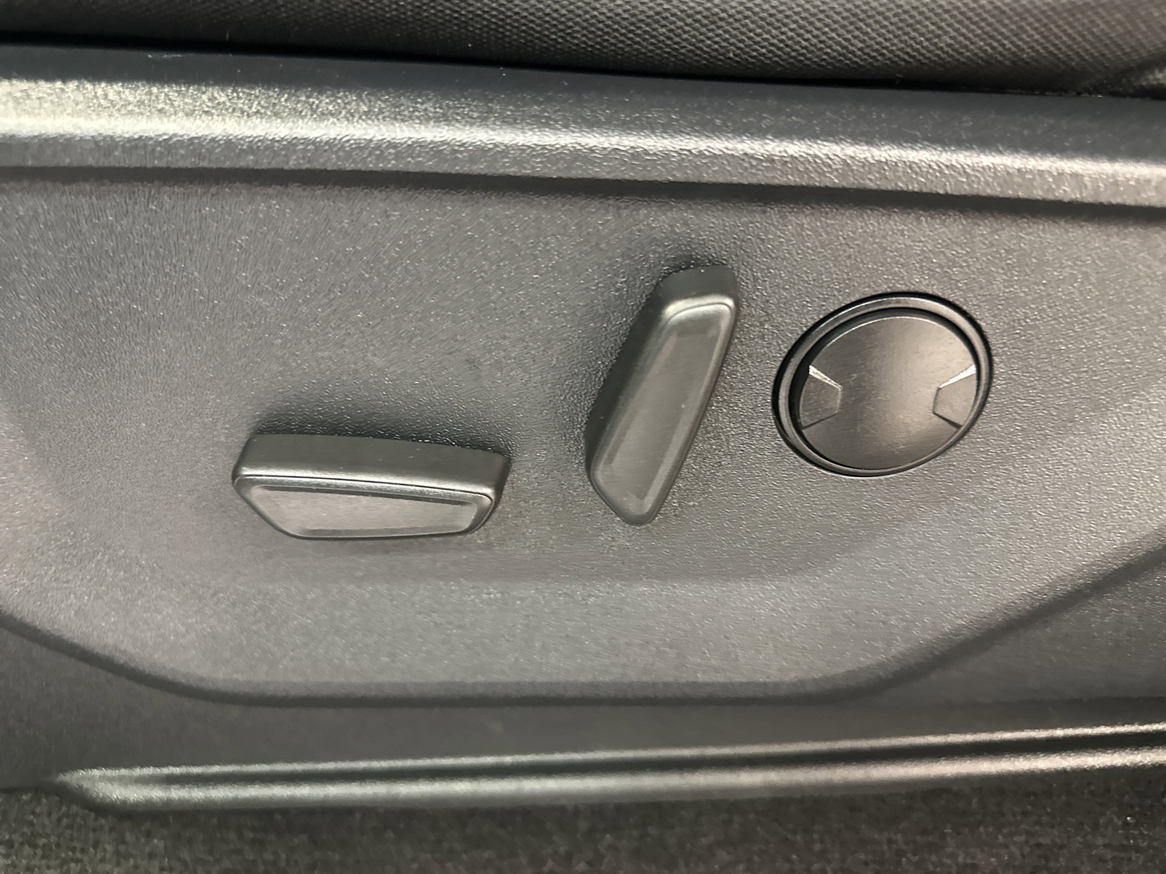 Certified 2023 Ford F150 XLT w/ Equipment Group 302A High image 24