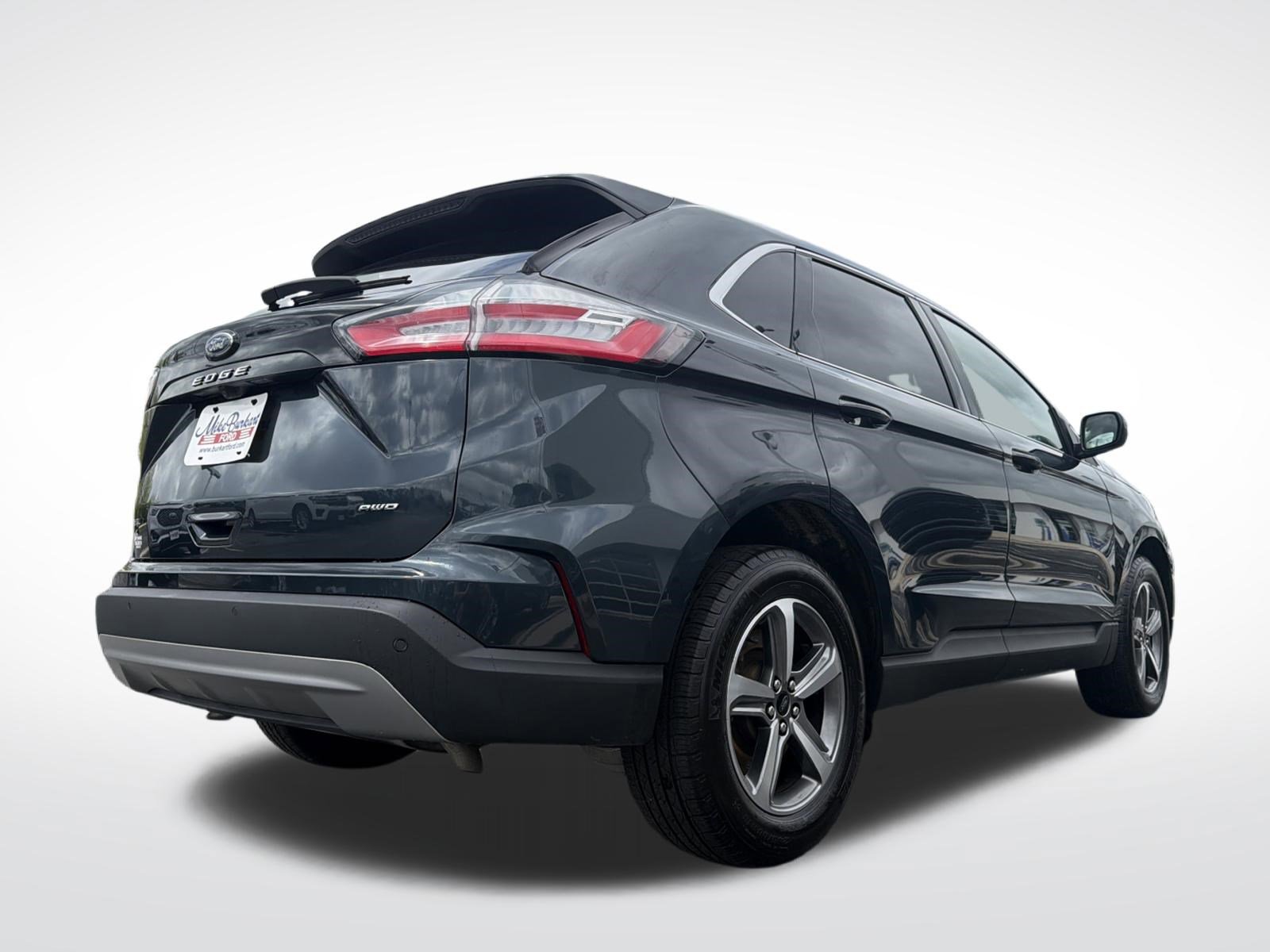 Certified 2024 Ford Edge SEL w/ Convenience Package AWD/4WD image 9