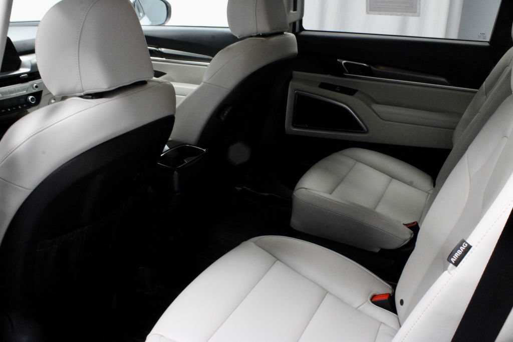 Used 2024 Kia Telluride S AWD/4WD image 22