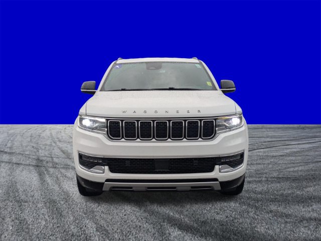 Used 2024 Jeep Wagoneer L Series II AWD/4WD image 9