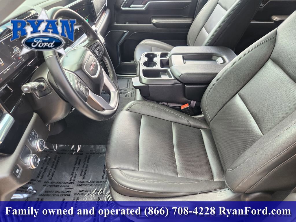 Used 2025 GMC Sierra 1500 SLT image 9