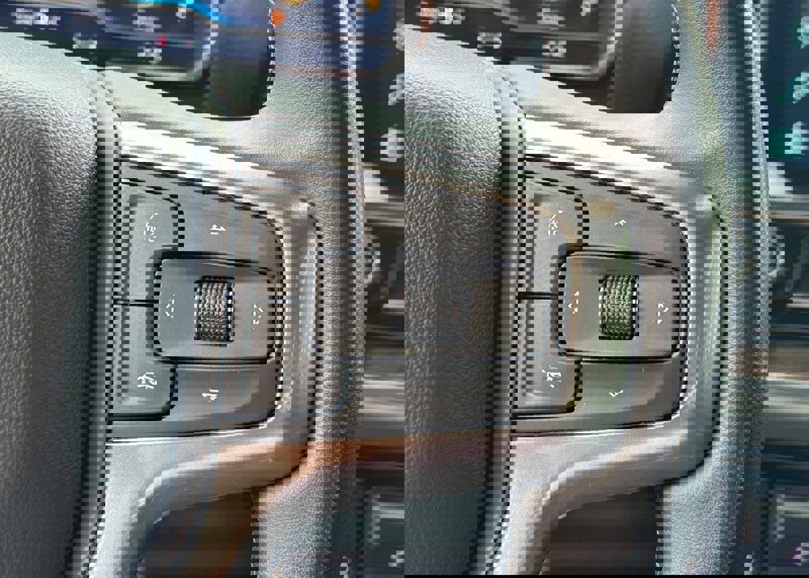 Used 2024 Chevrolet Silverado 2500 LT w/ Z71 Off-Road Package image 31