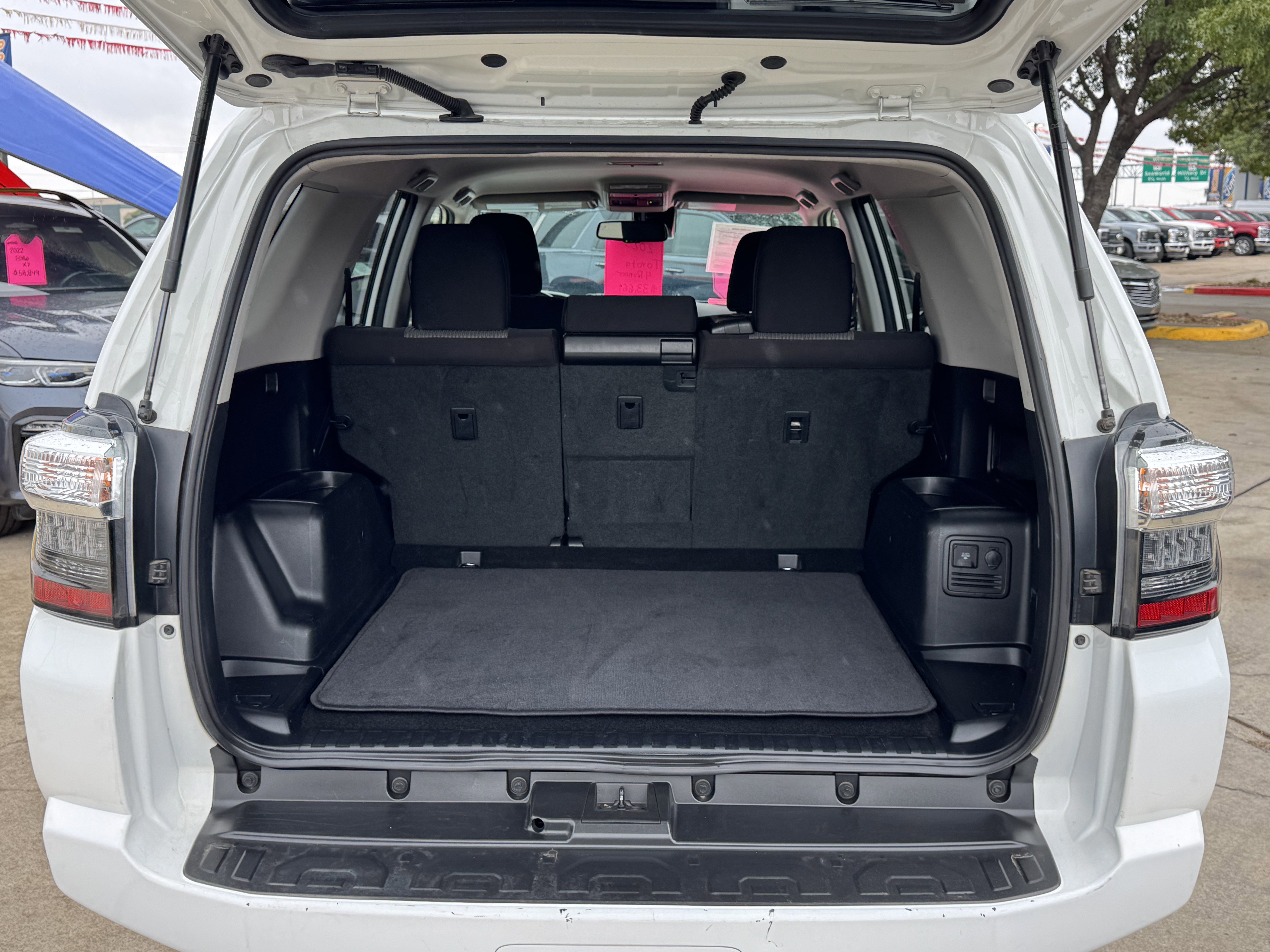 Used 2023 Toyota 4Runner SR5 image 12