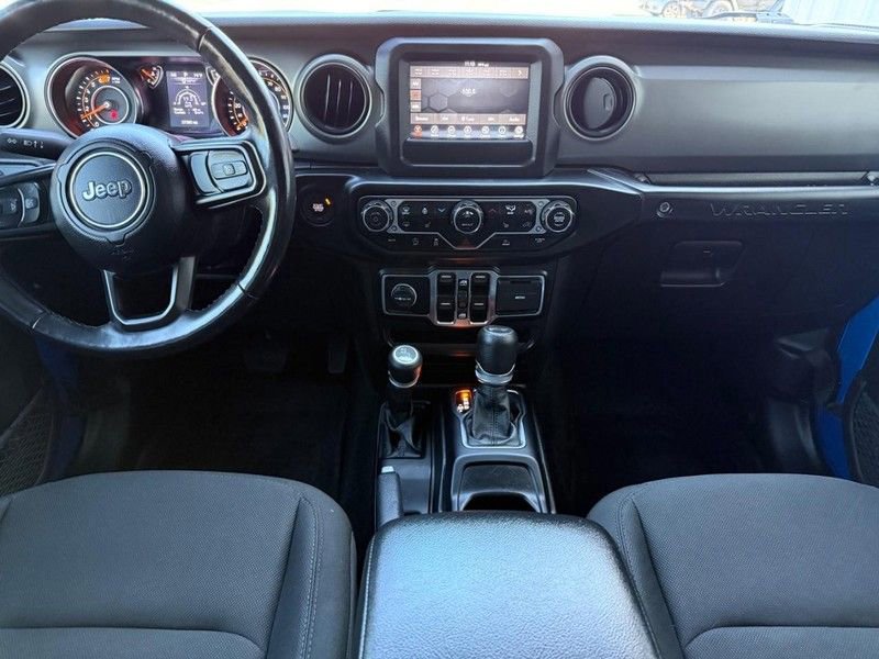 Used 2022 Jeep Wrangler Unlimited Willys image 11