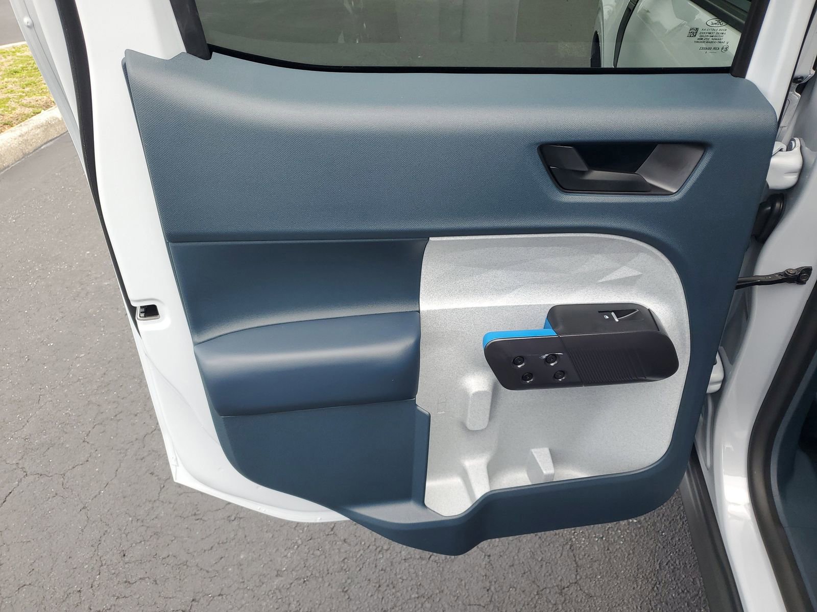 Certified 2025 Ford Maverick XLT w/ Equipment Group 301A AWD/4WD image 7