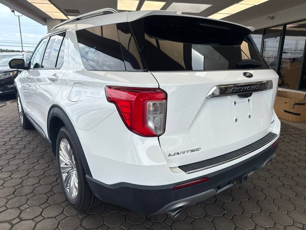 Certified 2022 Ford Explorer Limited w/ Limited Technology Package AWD/4WD image 9