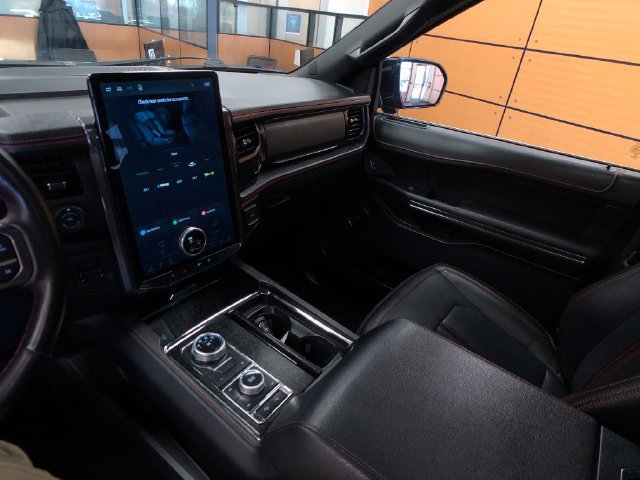 Certified 2022 Ford Expedition Limited AWD/4WD image 19