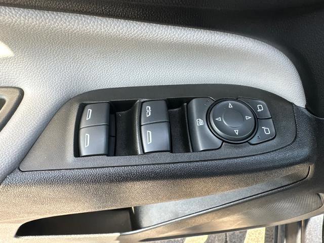 Used 2023 Chevrolet Equinox LT image 27