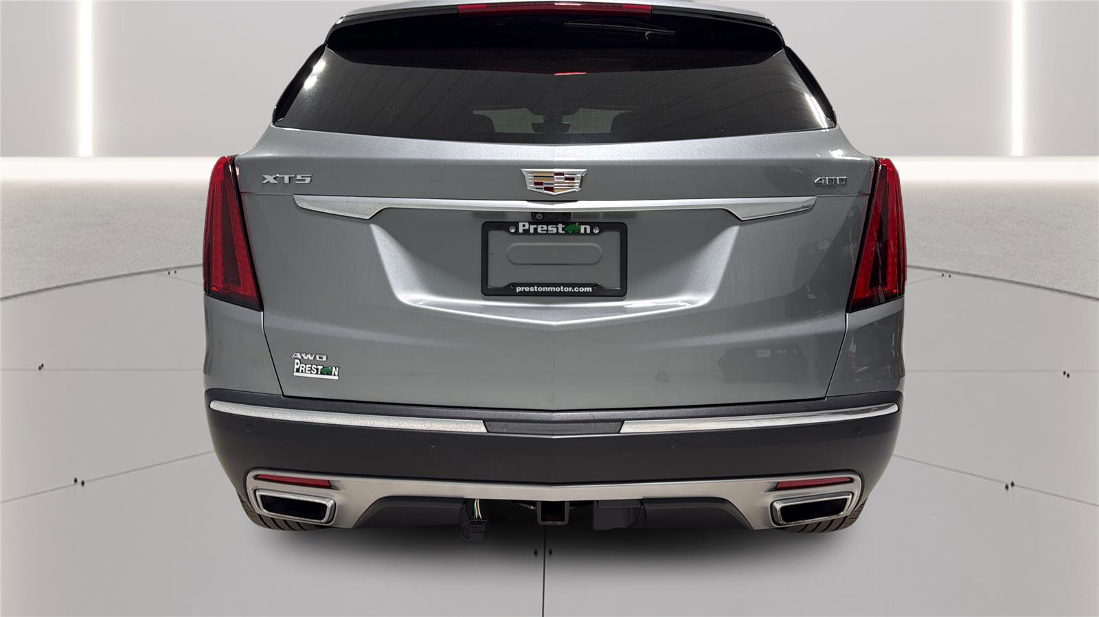 Used 2023 Cadillac XT5 Premium Luxury w/ Technology Package AWD/4WD image 31