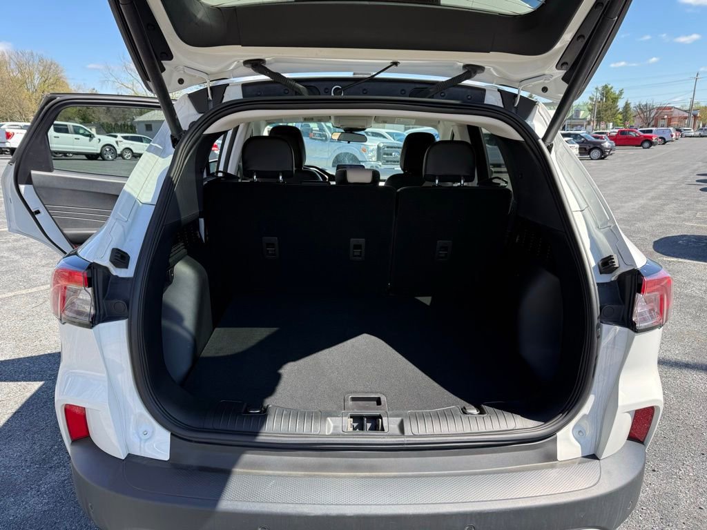 Certified 2022 Ford Escape SEL image 19