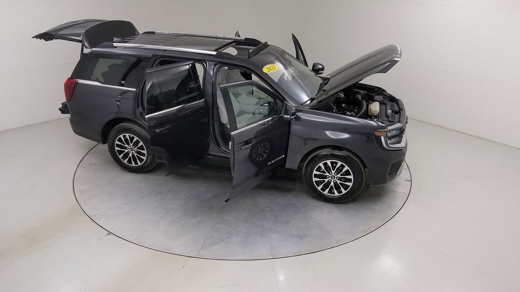 Certified 2025 Ford Expedition Platinum image 51