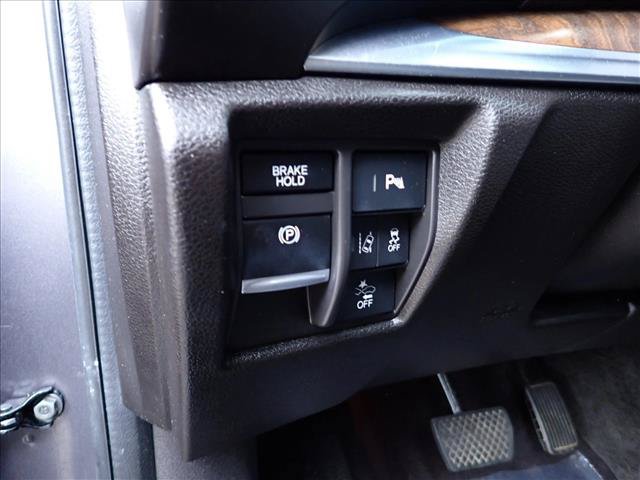 Used 2020 Acura MDX SH-AWD w/ Technology Package image 17