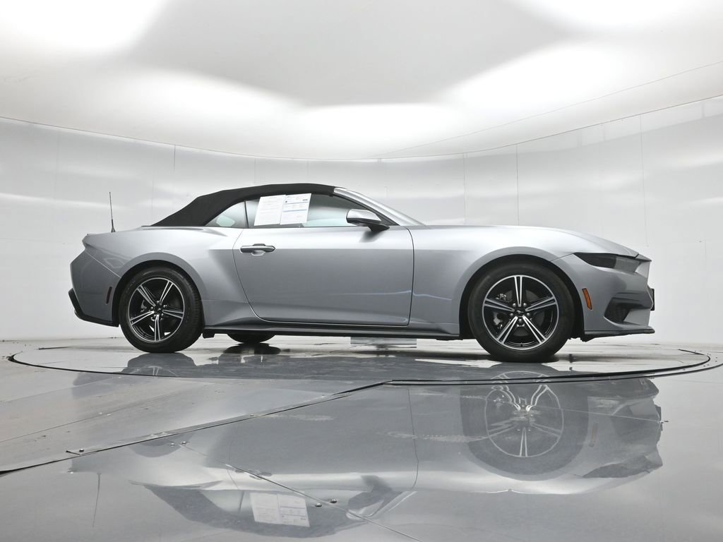 Certified 2025 Ford Mustang Premium RWD image 4