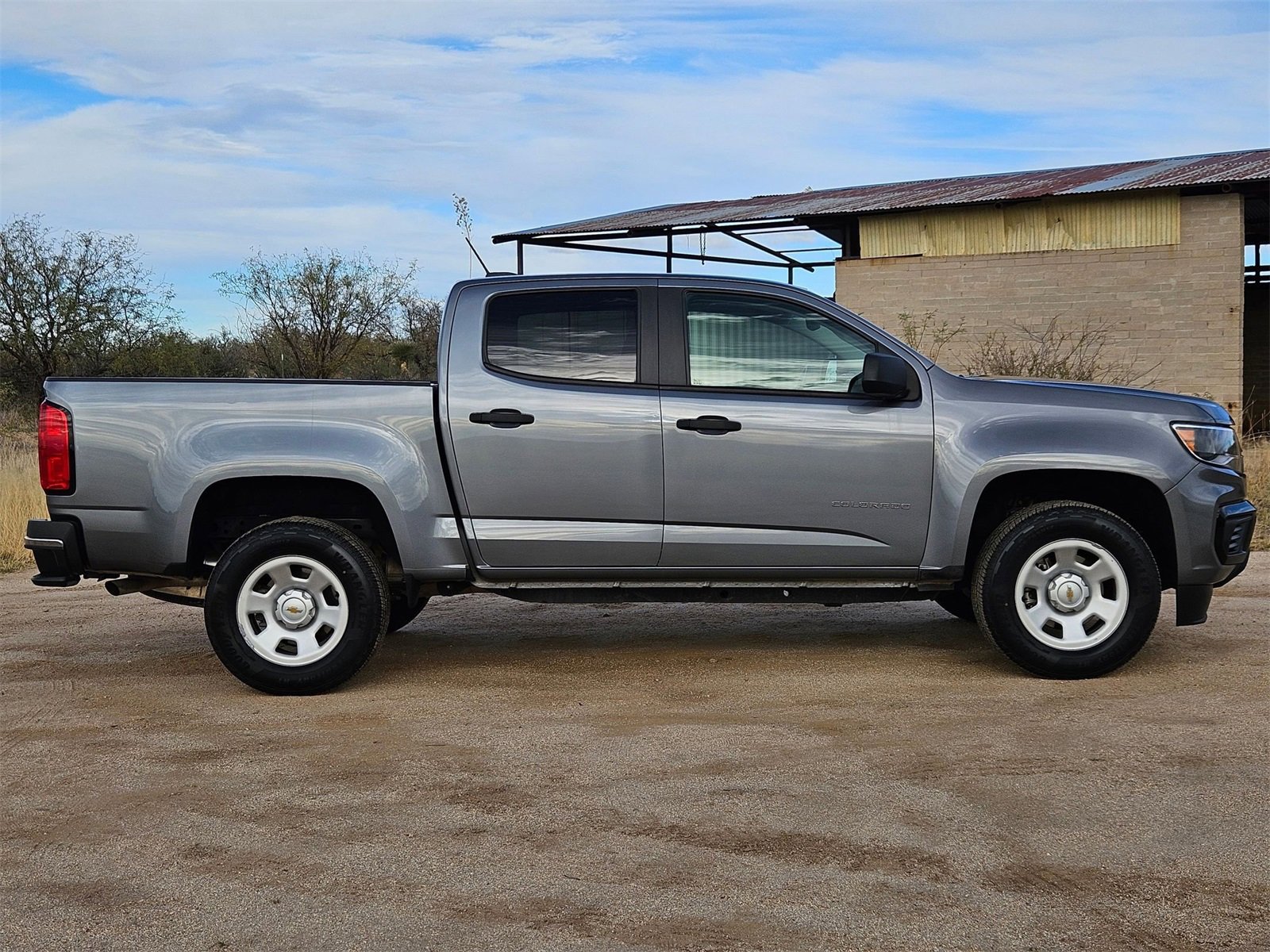 Used 2021 Chevrolet Colorado W/T w/ WT Convenience Package image 4