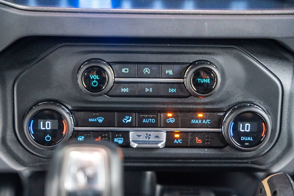 Certified 2025 Ford Bronco Badlands AWD/4WD image 27