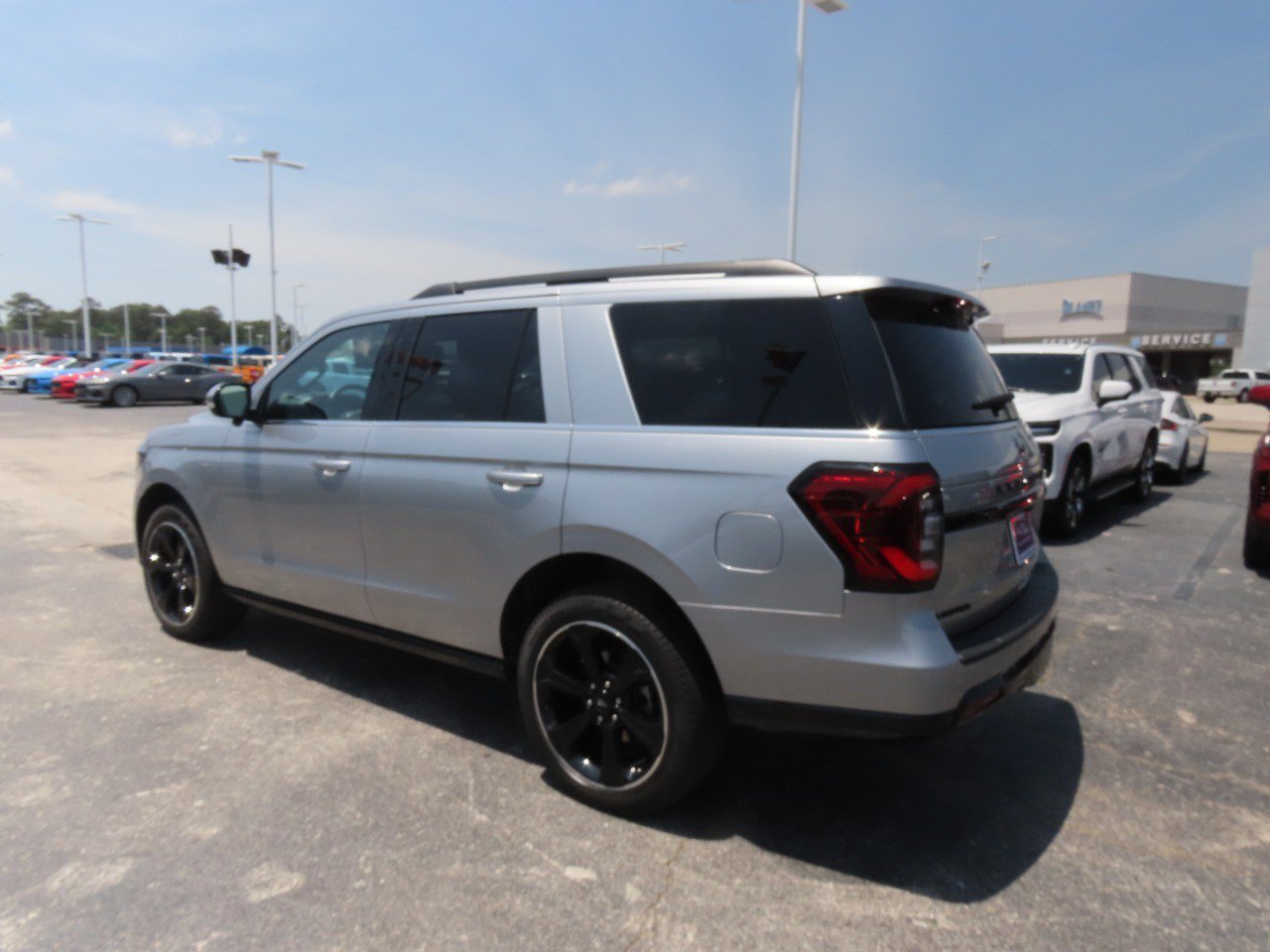 Certified 2024 Ford Expedition Limited AWD/4WD image 15