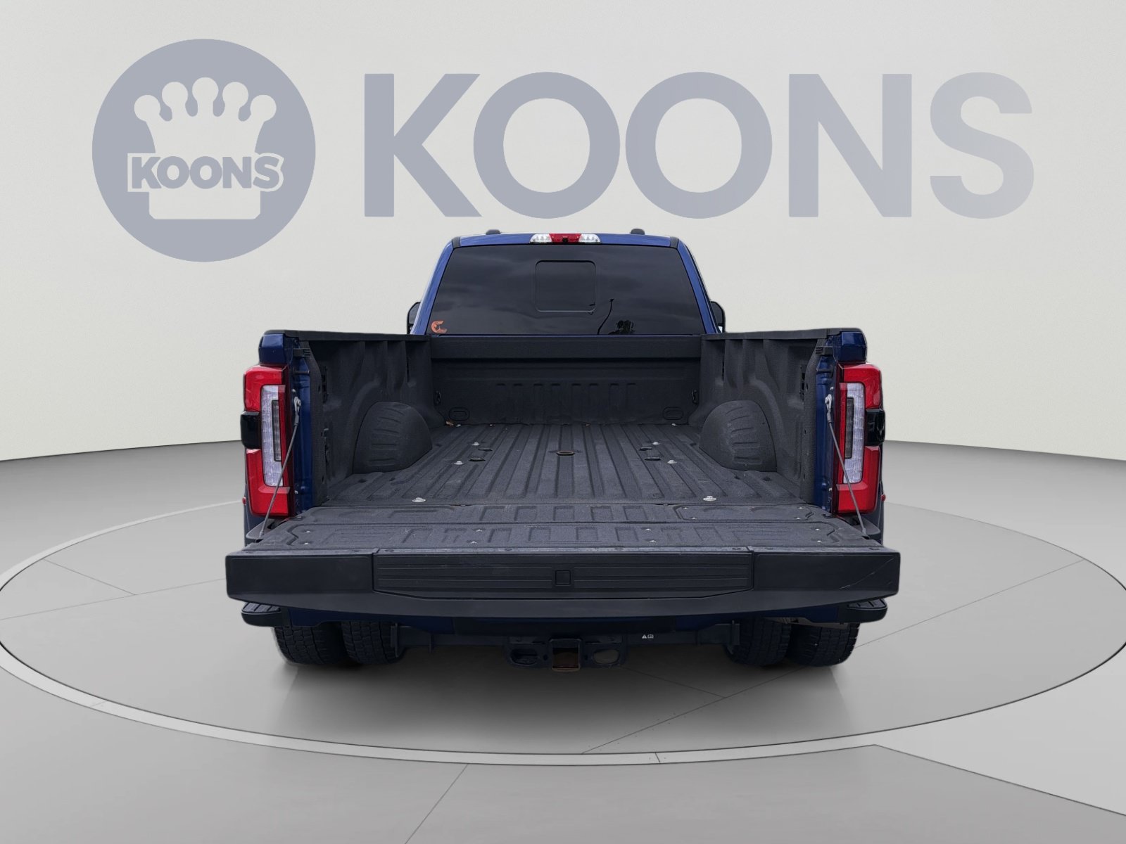 Certified 2026 Ford F450 Platinum w/ FX4 Off-Road Package AWD/4WD image 29