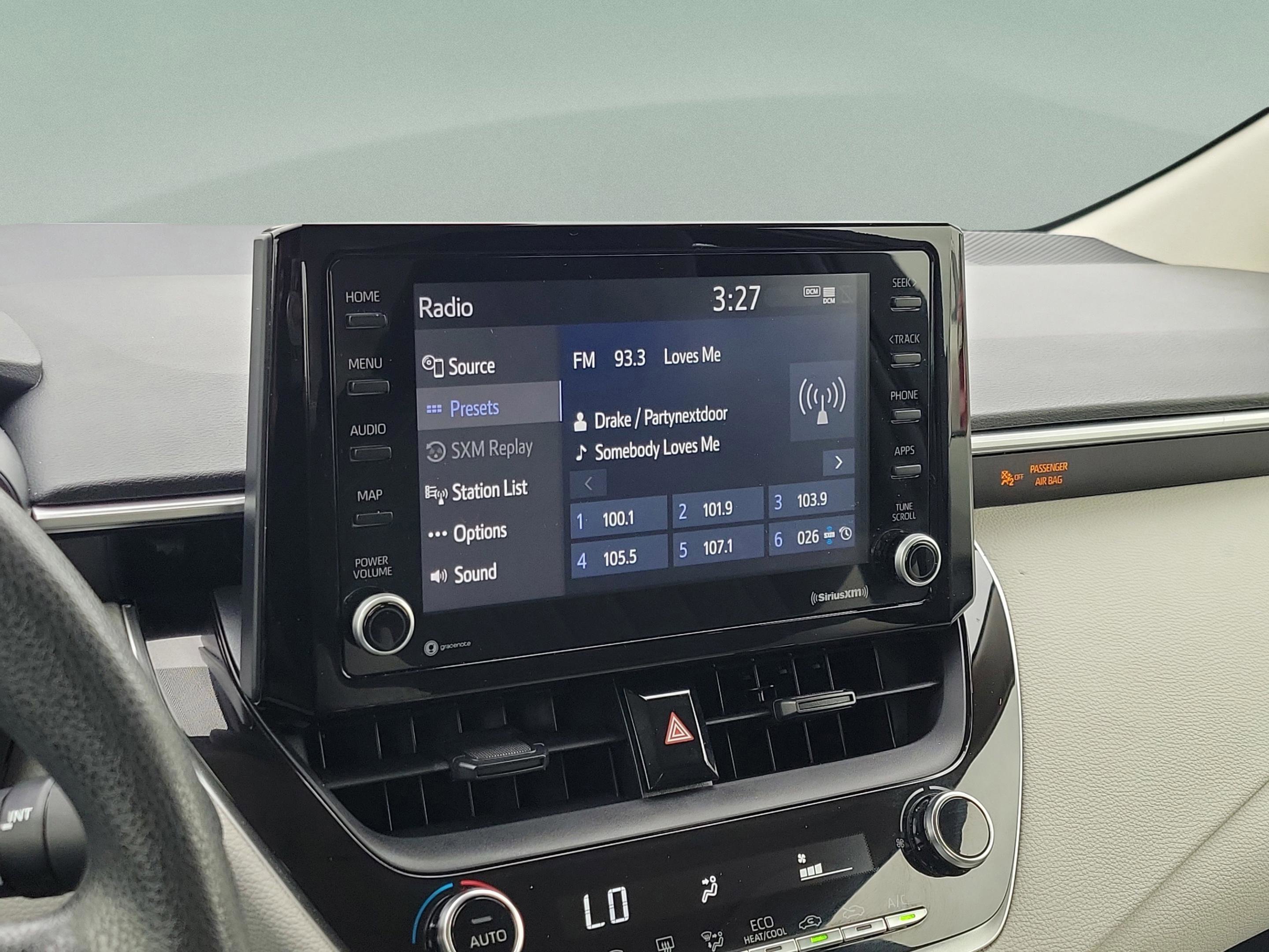 Used 2022 Toyota Corolla LE image 13