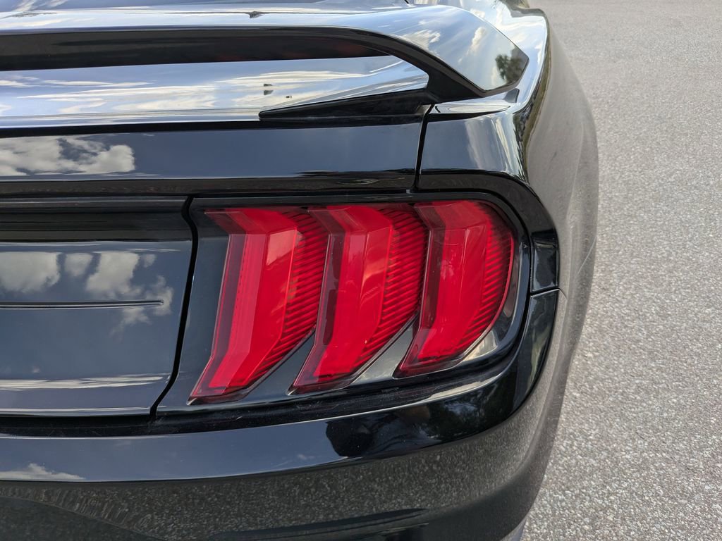 Certified 2021 Ford Mustang GT Premium w/ GT Performance Package RWD image 9