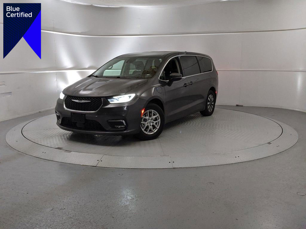 Used 2023 Chrysler Pacifica Touring-L