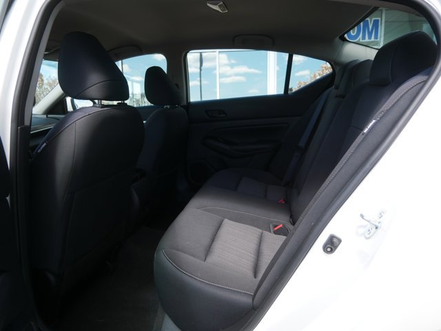 Used 2023 Nissan Altima 2.5 SV FWD image 16
