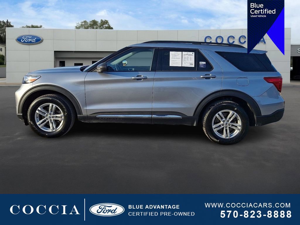 Certified 2022 Ford Explorer XLT w/ Equipment Group 202A AWD/4WD image 2