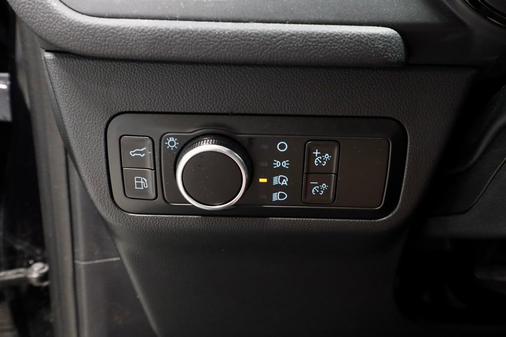 Certified 2023 Ford Escape ST-Line w/ Equipment Group 301A FWD image 28