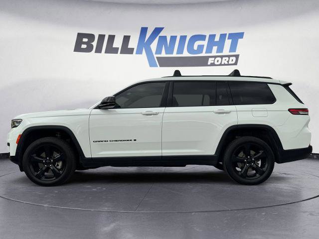 Used 2023 Jeep Grand Cherokee L Laredo AWD/4WD image 2