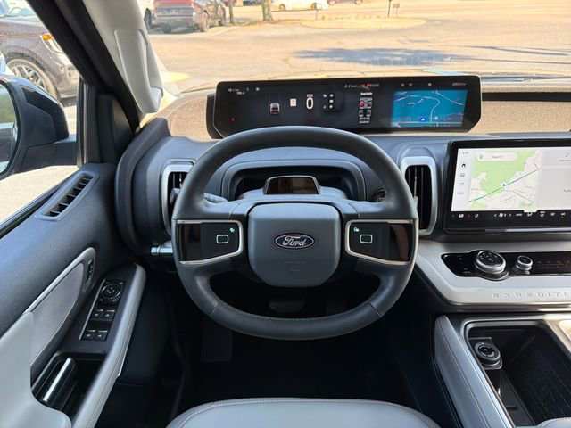 Certified 2025 Ford Expedition Active RWD image 15