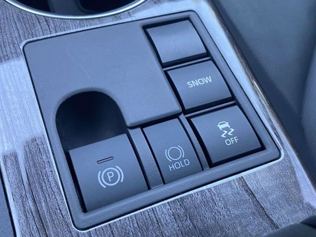 Used 2023 Toyota Highlander Platinum FWD image 34