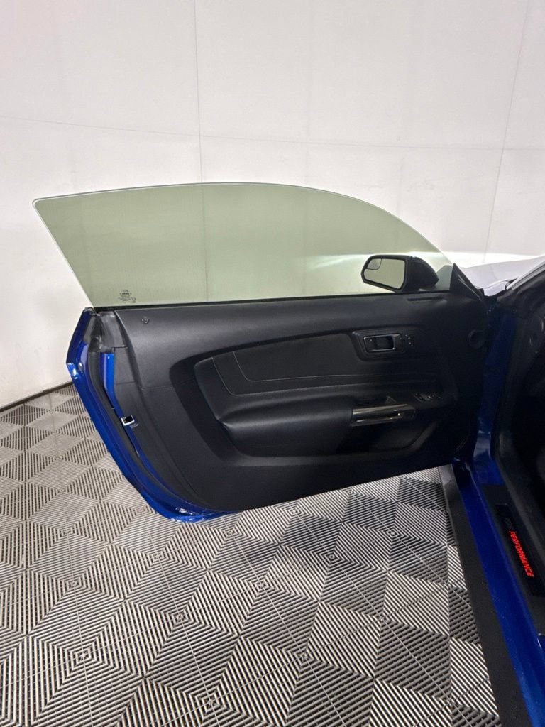 Certified 2017 Ford Mustang Shelby GT350 RWD image 13