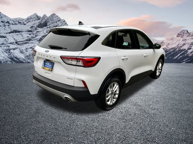 Certified 2022 Ford Escape SE w/ Convenience Package image 3