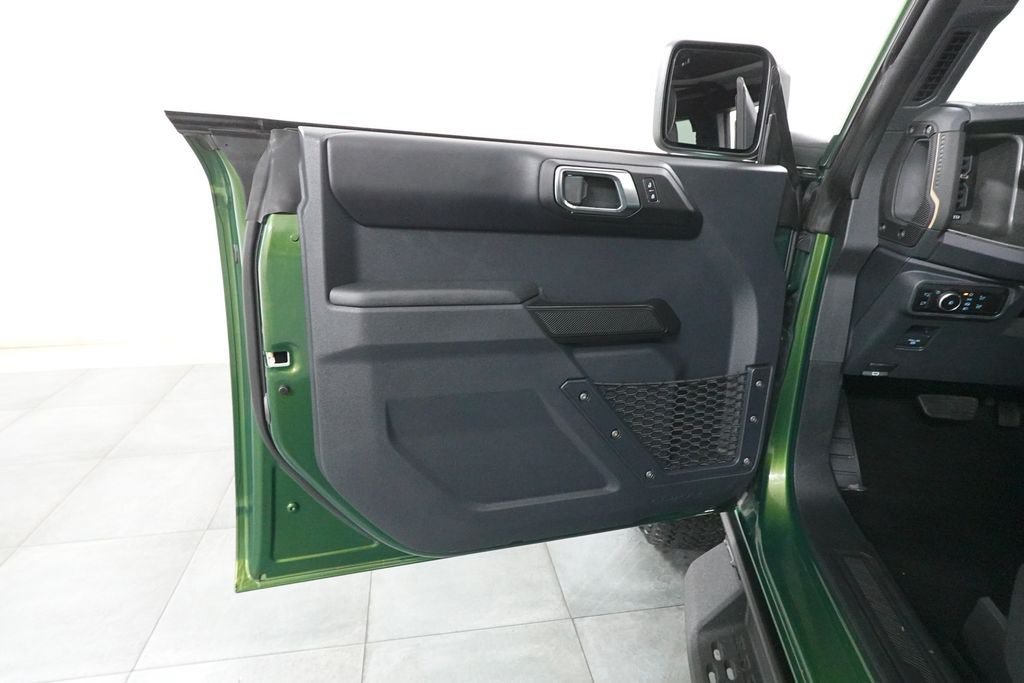 Certified 2025 Ford Bronco Badlands AWD/4WD image 24