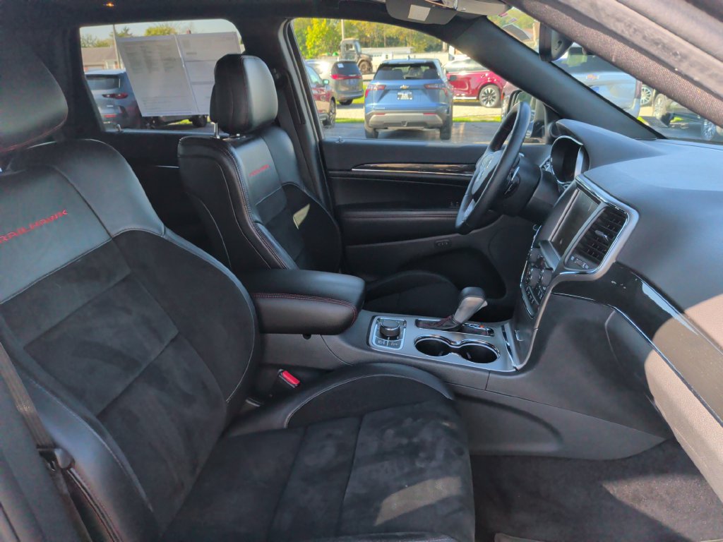 Used 2017 Jeep Grand Cherokee Trailhawk AWD/4WD image 9