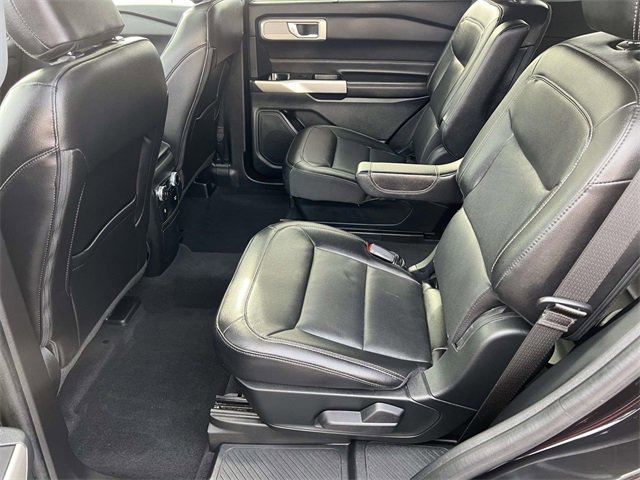 Certified 2022 Ford Explorer Limited w/ Equipment Group 301A image 26