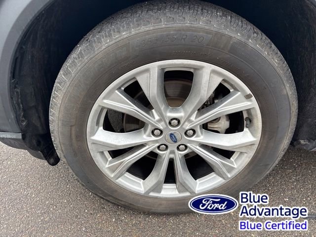 Certified 2023 Ford Explorer XLT w/ Equipment Group 202A image 10