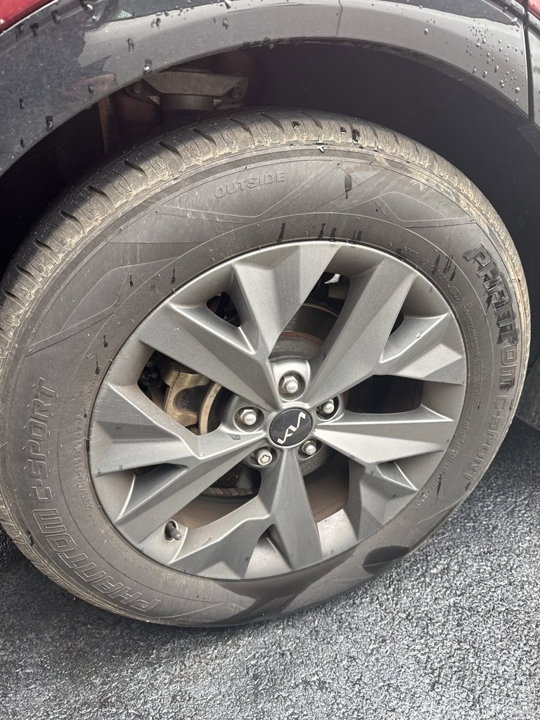 Used 2023 Kia Sportage SX image 10