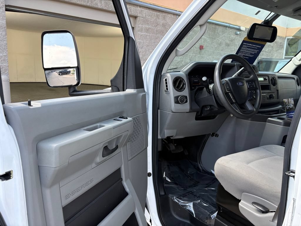 Certified 2023 Ford E-450 and Econoline 450 Super Duty w/ Driver's Safety Package RWD image 12