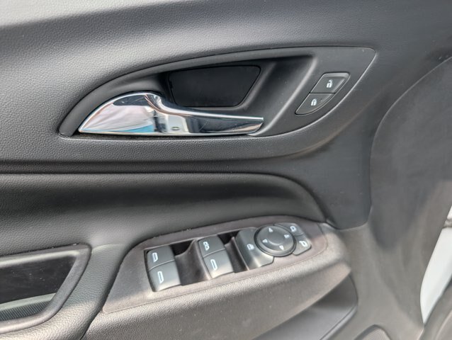 Used 2021 Chevrolet Equinox LT FWD image 9