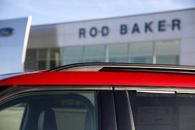 Certified 2021 Ford Explorer XLT w/ Equipment Group 202A image 19