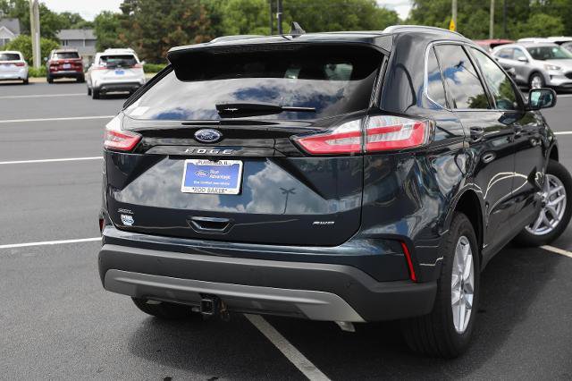 Certified 2024 Ford Edge SEL w/ Convenience Package AWD/4WD image 9