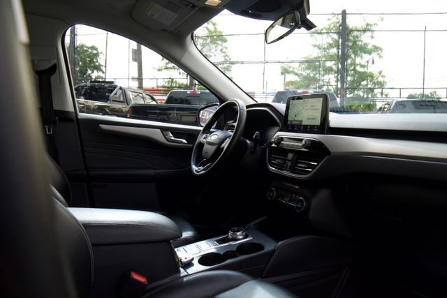 Certified 2021 Ford Escape SEL w/ Technology Package AWD/4WD image 25