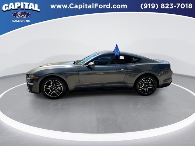 Certified 2018 Ford Mustang Premium RWD image 3