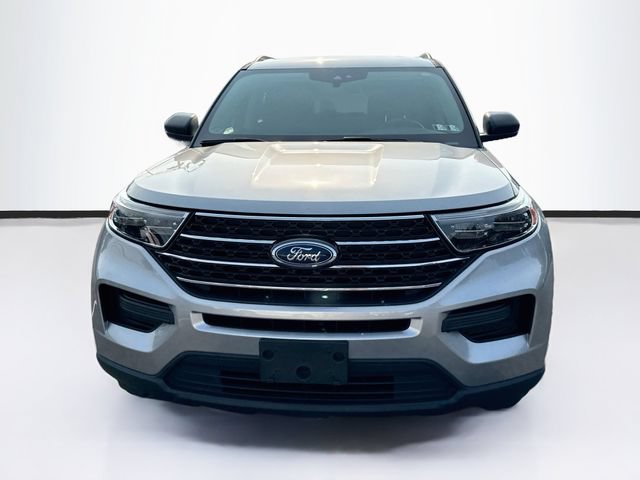 Certified 2021 Ford Explorer XLT w/ Class III Trailer Tow Package AWD/4WD image 3