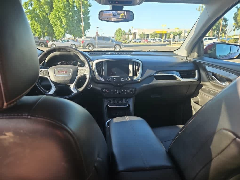 Used 2019 GMC Terrain SLT AWD/4WD image 10