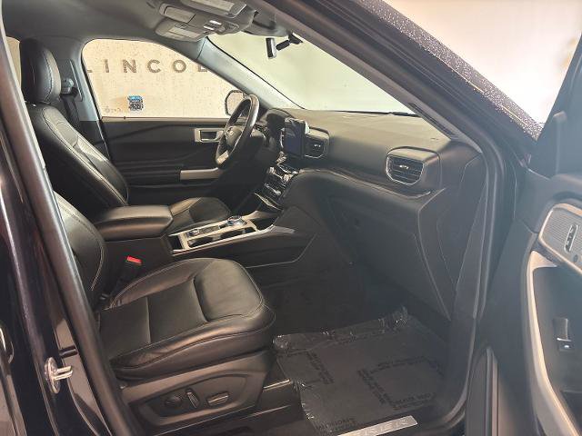 Certified 2022 Ford Explorer Limited AWD/4WD image 6